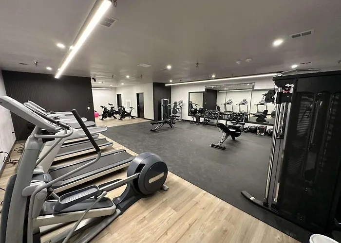 One Bedroom Luxury With Gym * Tulsa